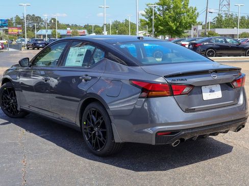 New 2026 Nissan Altima 2.5 SR FWD image 2