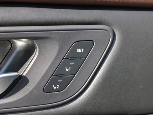 Certified 2023 Nissan Rogue SL w/ SL Premium Package AWD/4WD image 34
