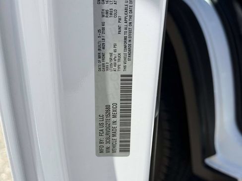 Used 2026 RAM ProMaster 2500 w/ Convenience Group FWD image 24