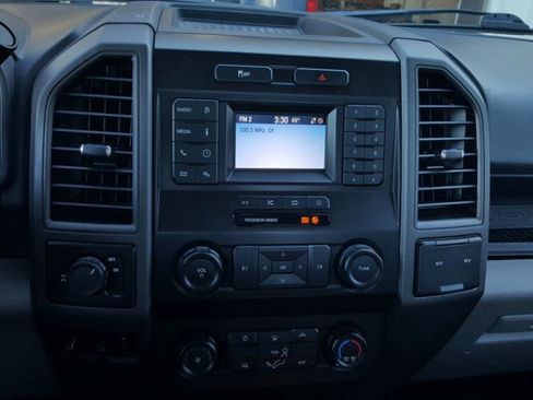 Used 2022 Ford F250 XL w/ Power Equipment Group image 13