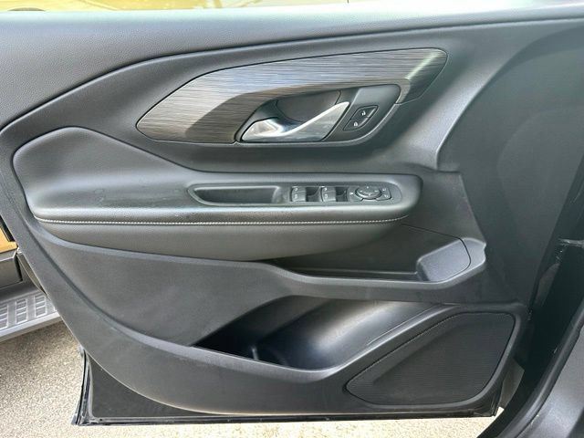 Used 2022 GMC Terrain SLE w/ Driver Convenience Package AWD/4WD image 28