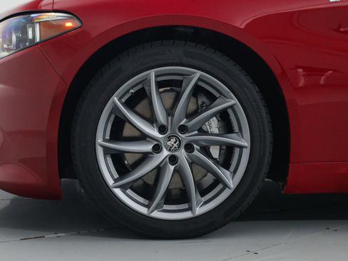 Used 2024 Alfa Romeo Giulia Ti image 16