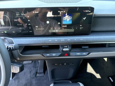 New 2026 Kia EV9 Wind image 21