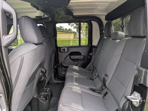 New 2026 Jeep Gladiator Sport AWD/4WD image 13
