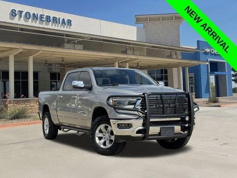 Used 2023 RAM 1500 Laramie AWD/4WD image 1