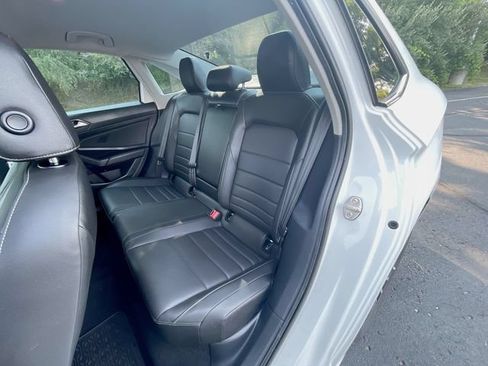 Used 2021 Volkswagen Jetta SE FWD image 16
