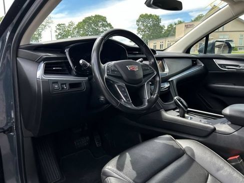 Used 2019 Cadillac XT5 Premium Luxury AWD/4WD image 23
