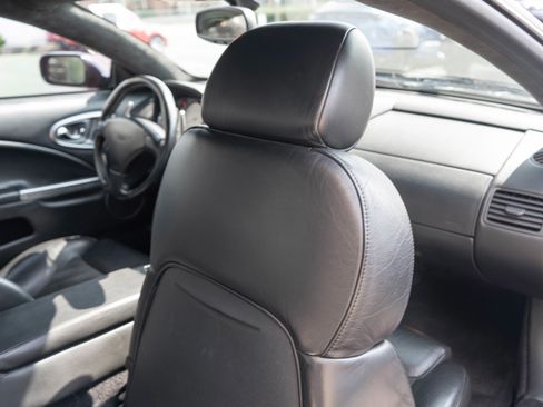 Used 2002 Aston Martin Vanquish image 31