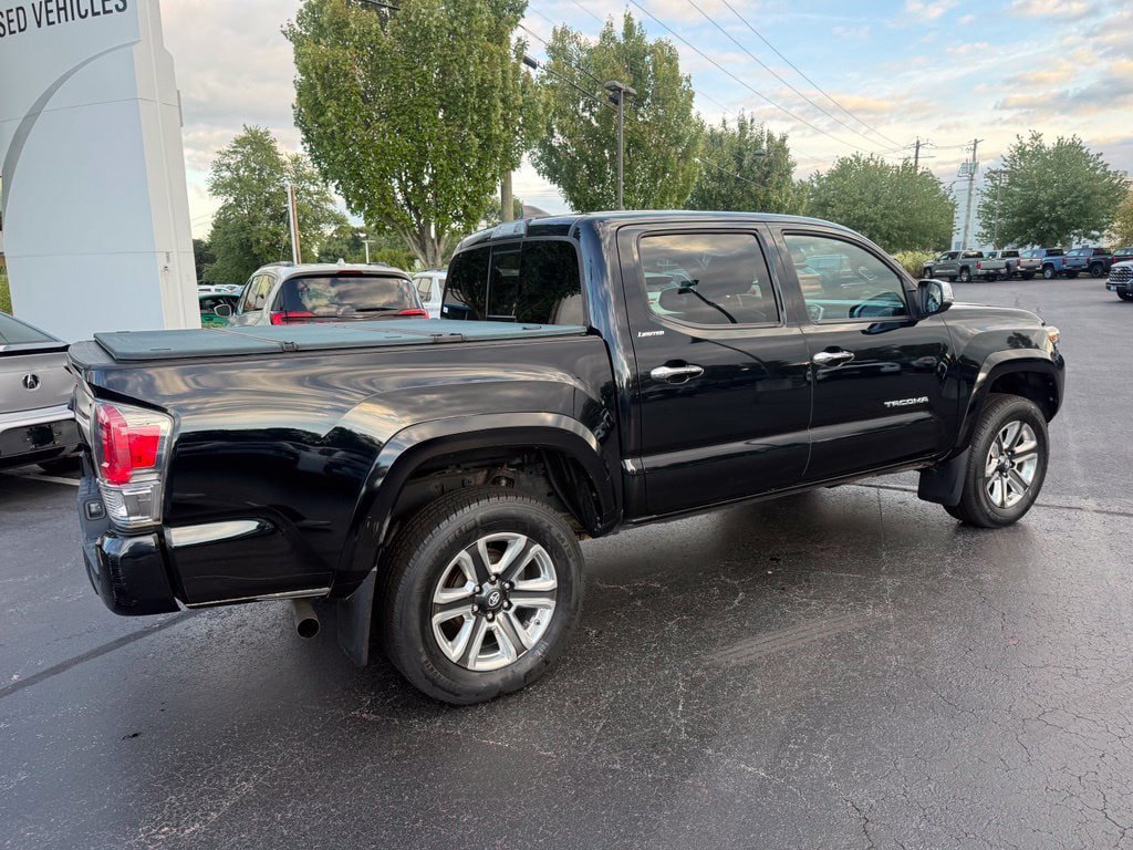 Certified 2019 Toyota Tacoma Limited AWD/4WD image 9
