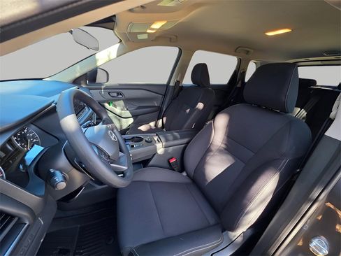 New 2026 Nissan Rogue S image 18