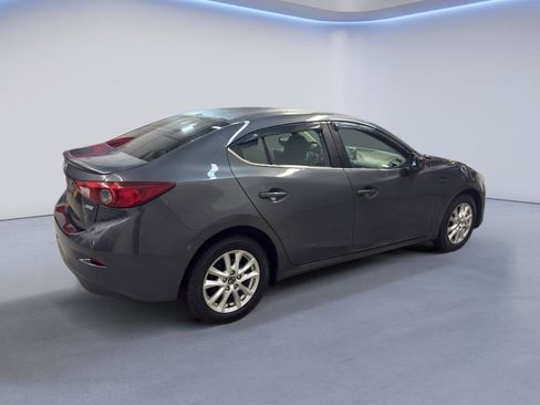Used 2016 MAZDA MAZDA3 i Touring image 7