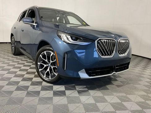 Used 2025 BMW X3 xDrive30i AWD/4WD image 39