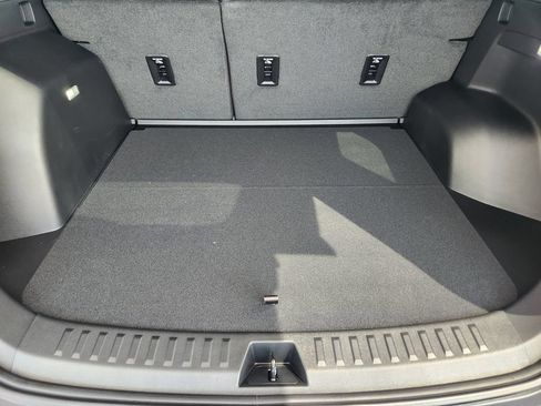 New 2027 Chevrolet Equinox LT w/ Convenience Package II FWD image 20