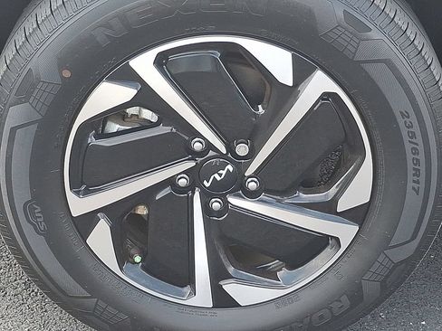 Certified 2023 Kia Sportage LX AWD/4WD image 10