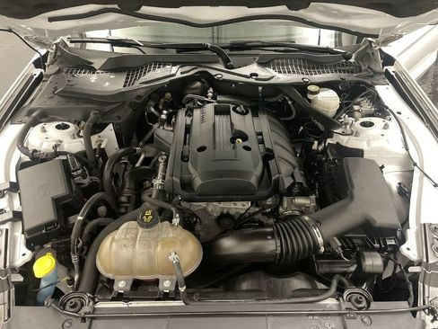 Used 2020 Ford Mustang Premium RWD image 21