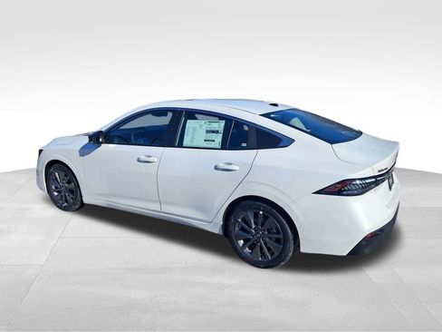 New 2026 Nissan Sentra SL w/ Floor Mat Package image 3