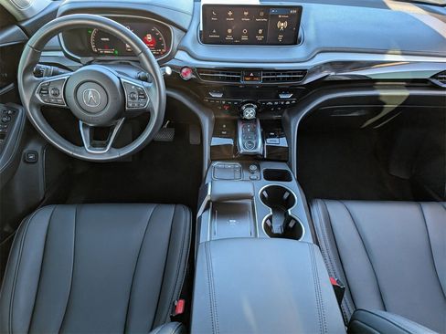 Used 2024 Acura MDX FWD image 9