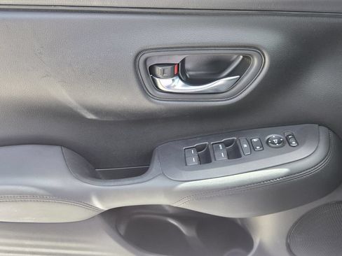 Certified 2023 Honda HR-V LX image 27