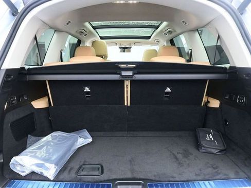 New 2026 Mercedes-Benz GLS 450 4MATIC image 40