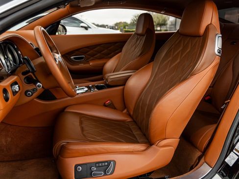 Used 2013 Bentley Continental GT image 21