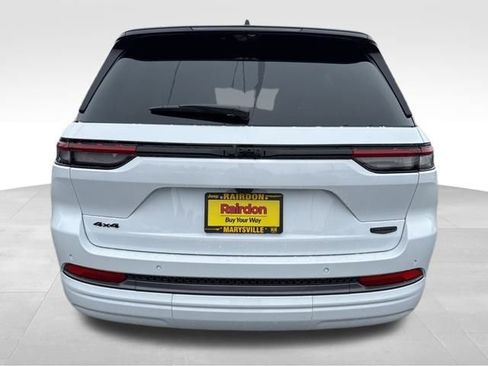 New 2026 Jeep Grand Cherokee Summit w/ Obsidian Package image 6