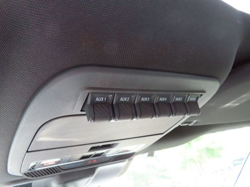 Used 2023 Ford F150 Raptor w/ Raptor Carbon Fiber Package AWD/4WD image 46