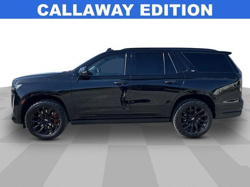 Used 2022 Cadillac Escalade Sport Platinum w/ LPO, ONYX Package AWD/4WD image 3