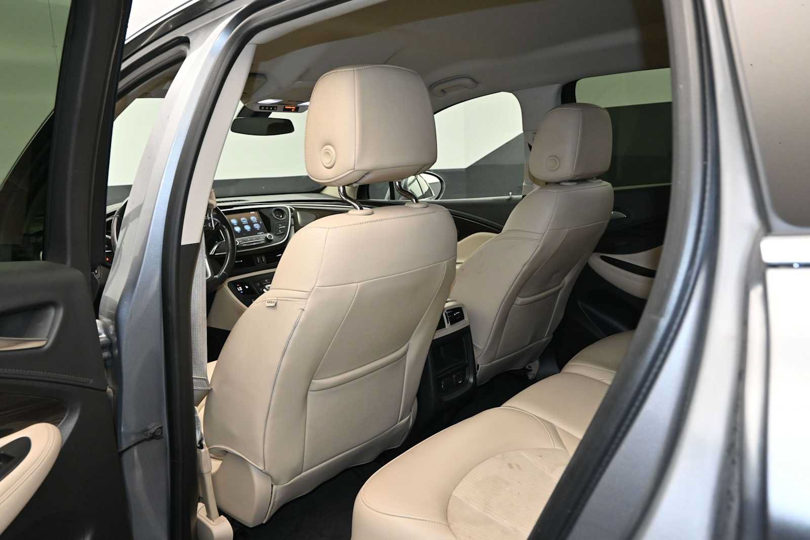 Used 2020 Buick Envision Preferred FWD image 48