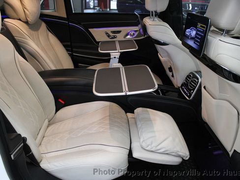 Used 2018 Mercedes-Benz Maybach S 560 4MATIC image 42