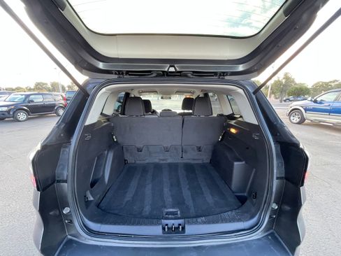 Used 2017 Ford Escape SE image 27