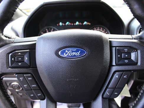 Used 2019 Ford F150 XLT w/ Equipment Group 302A Luxury AWD/4WD image 11