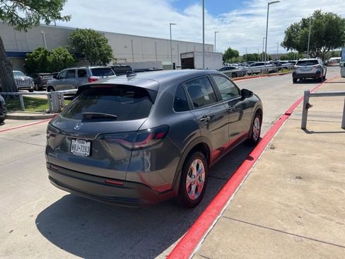 Used 2025 Honda HR-V LX image 7