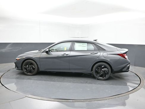 New 2026 Hyundai Elantra Sport FWD image 3