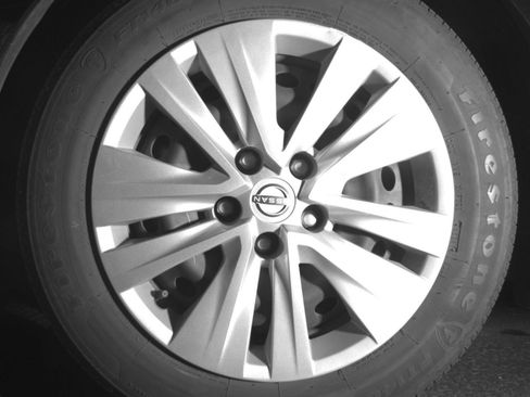 Used 2025 Nissan Sentra S FWD image 12