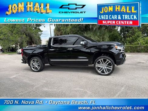 Used 2025 Chevrolet Silverado 1500 High Country w/ High Country Premium Package AWD/4WD image 14