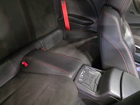 Used 2021 Chevrolet Camaro ZL1 RWD image 44