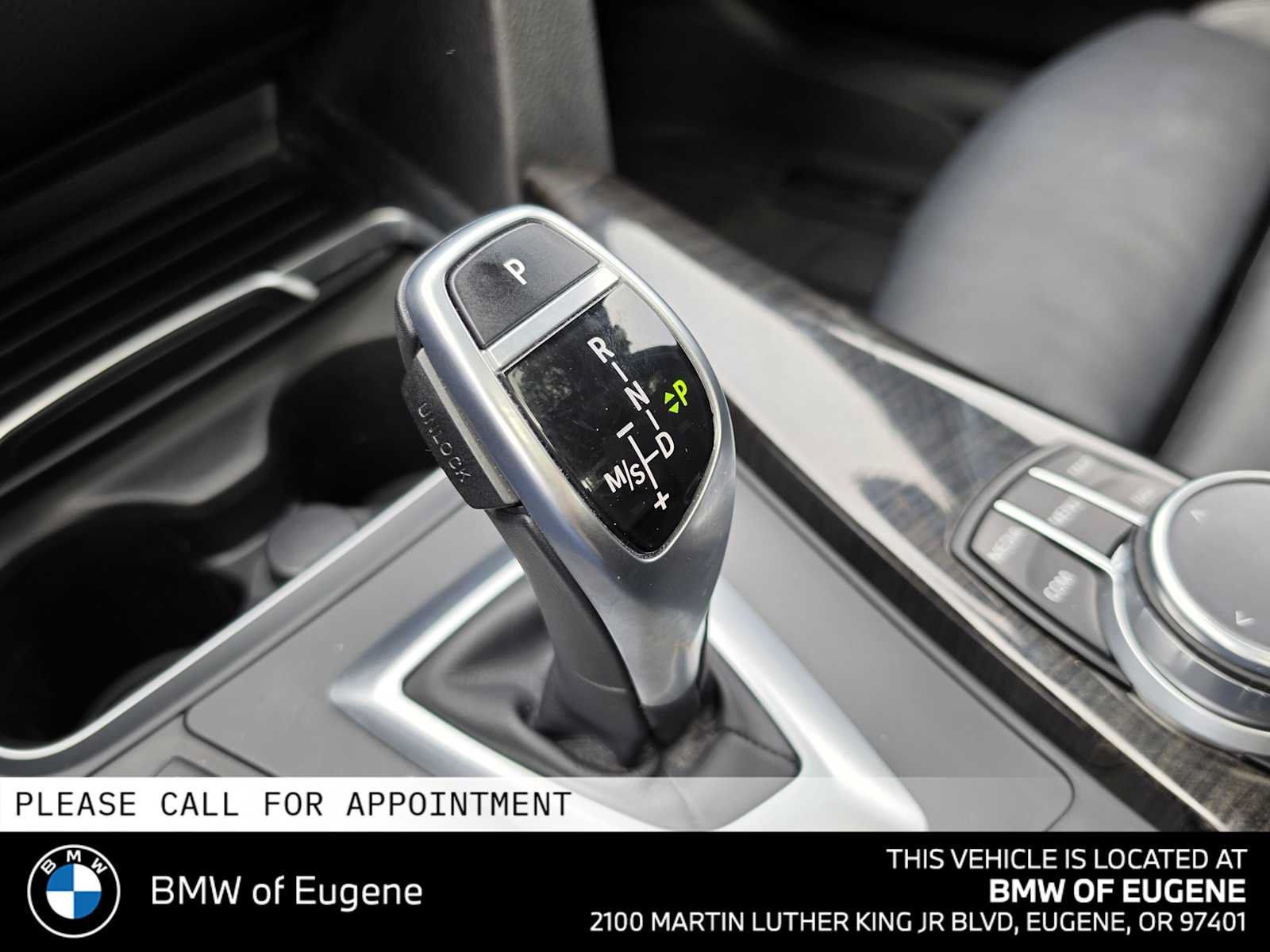 Used 2018 BMW 330i xDrive Sedan AWD/4WD image 32