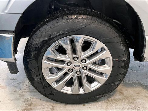 Used 2025 Ford F150 Lariat w/ Equipment Group 501A Mid image 7