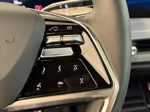 New 2026 Cadillac Vistiq Sport w/ LPO, Floor Liner Package image 17