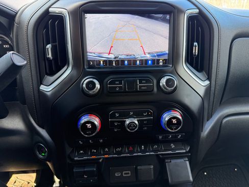 Used 2021 GMC Sierra 1500 AT4 w/ Technology Package image 14