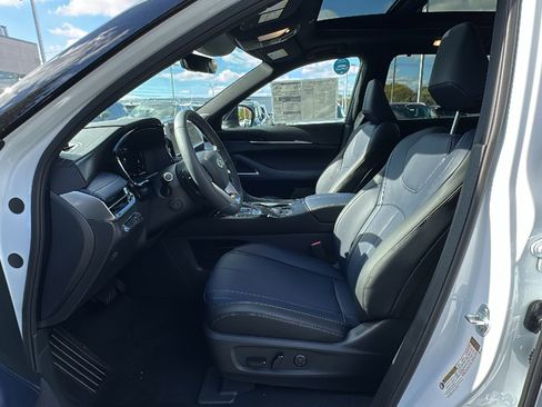 New 2026 INFINITI QX60 Sport w/ Dark Cargo Package image 7