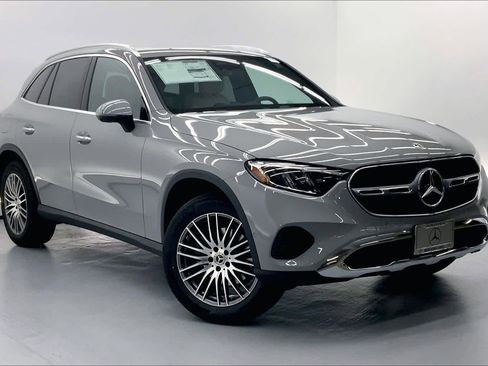 New 2026 Mercedes-Benz GLC 300 image 5