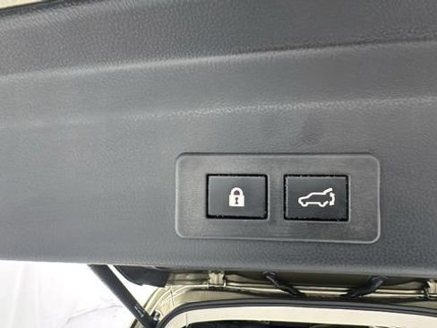 New 2026 Subaru Ascent Limited image 37