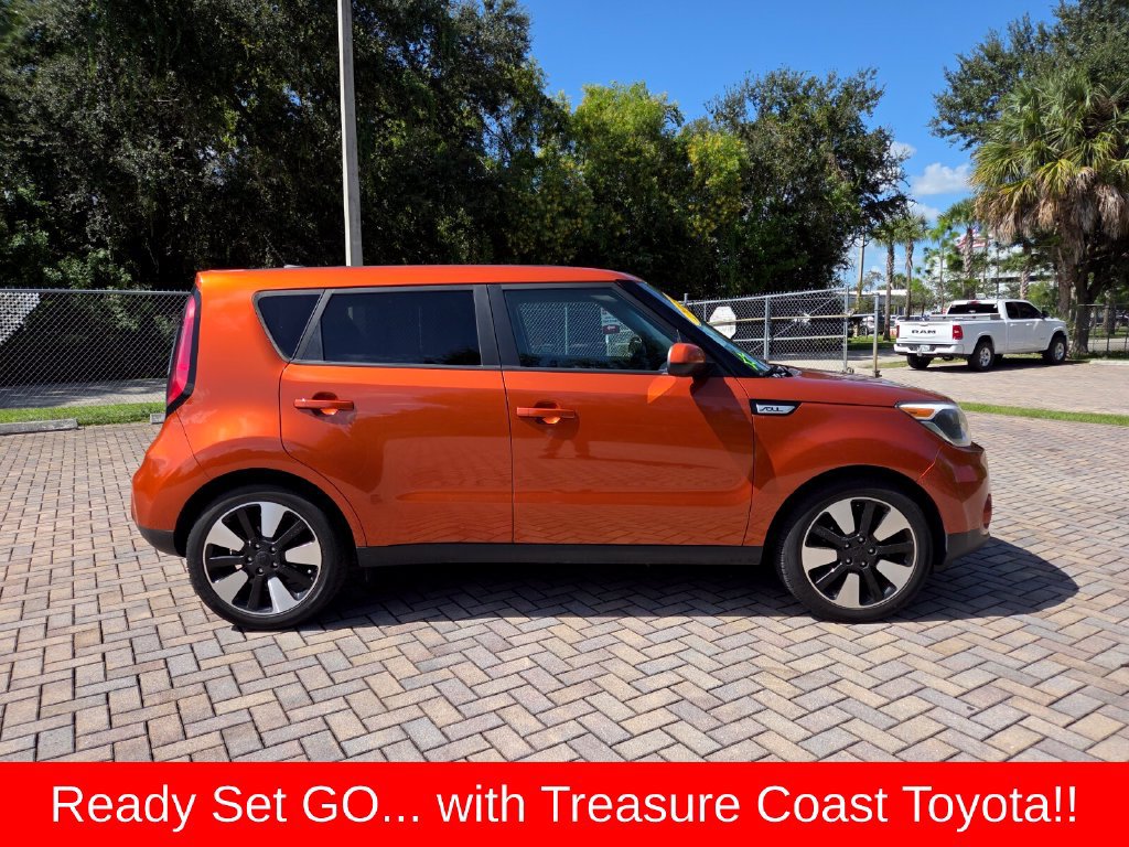 Used 2019 Kia Soul + FWD image 13