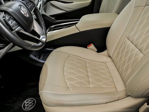 Used 2023 Buick Enclave Avenir w/ Avenir Technology Package image 12