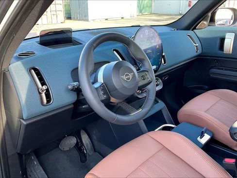 Certified 2025 MINI Cooper Countryman S image 17