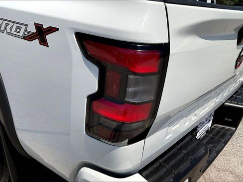 Used 2023 Nissan Frontier Pro-X w/ Pro-X Premium Package RWD image 32