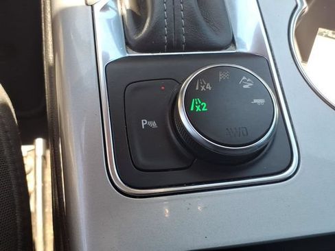Used 2019 Chevrolet Blazer LT AWD/4WD image 18