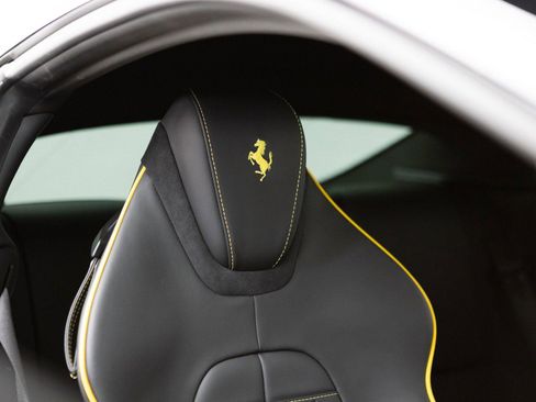 Certified 2022 Ferrari Roma RWD image 63