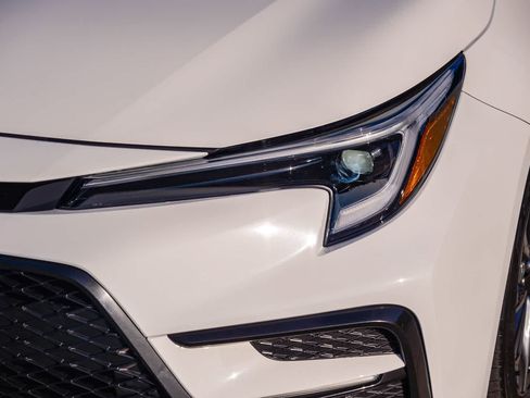 Certified 2025 Toyota Corolla SE w/ Convenience Package FWD image 12